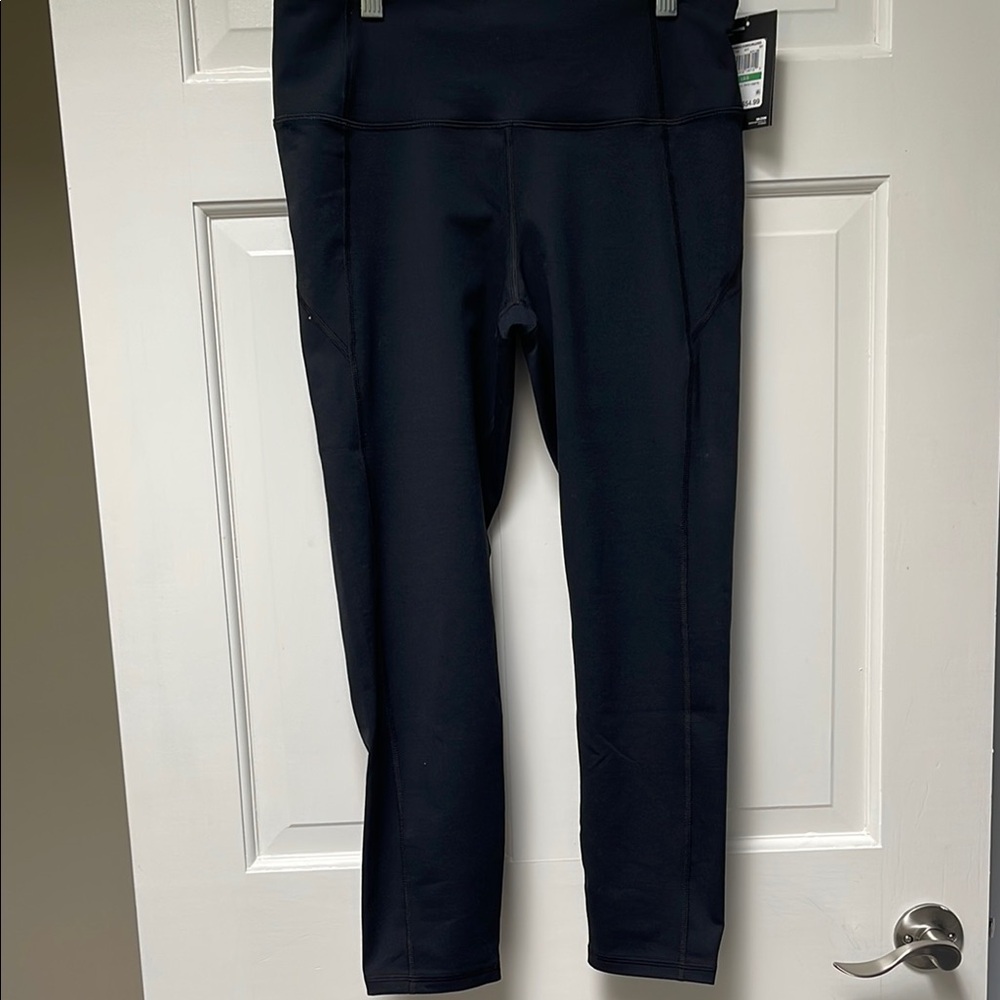 Under Armour Black Fitted High Rise Ankle Leggings Size L NWT